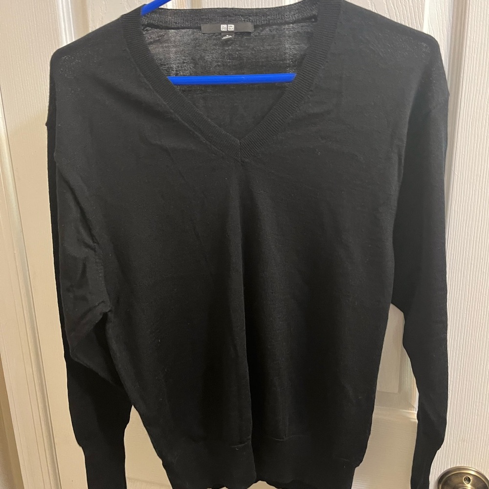 Uniqlo sweater